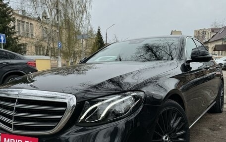 Mercedes-Benz E-Класс, 2016 год, 4 000 000 рублей, 12 фотография