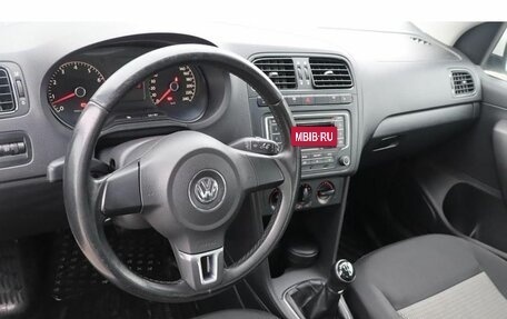 Volkswagen Polo VI (EU Market), 2012 год, 672 000 рублей, 6 фотография