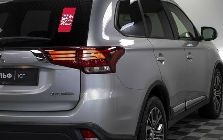 Mitsubishi Outlander III рестайлинг 3, 2018 год, 1 695 000 рублей, 22 фотография