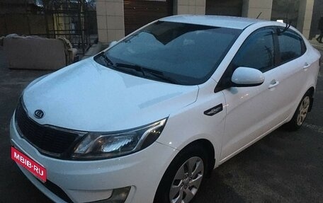 KIA Rio III рестайлинг, 2012 год, 1 100 000 рублей, 1 фотография