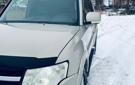 Mitsubishi Pajero IV, 2008 год, 1 590 000 рублей, 3 фотография