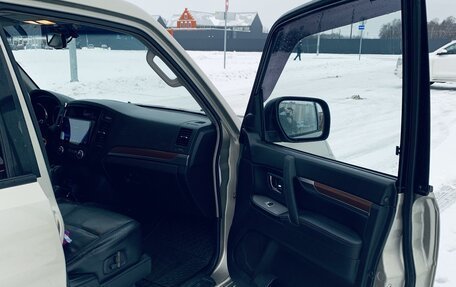 Mitsubishi Pajero IV, 2008 год, 1 590 000 рублей, 30 фотография