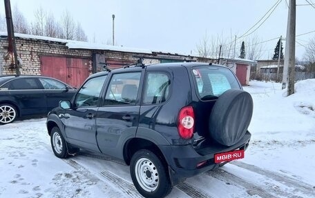 Chevrolet Niva I рестайлинг, 2018 год, 720 000 рублей, 5 фотография