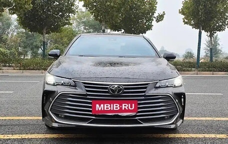 Toyota Avalon, 2020 год, 2 500 000 рублей, 2 фотография