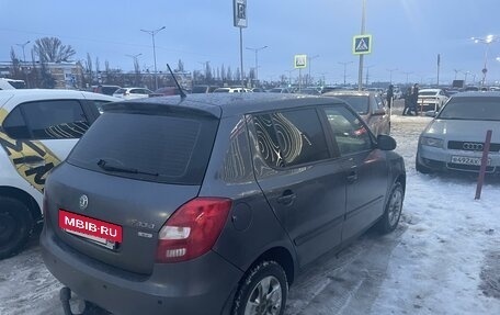 Skoda Fabia II, 2011 год, 700 000 рублей, 3 фотография