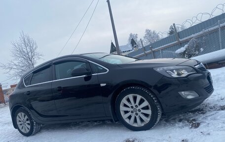 Opel Astra J, 2011 год, 900 000 рублей, 6 фотография