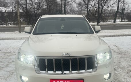 Jeep Grand Cherokee, 2011 год, 2 300 000 рублей, 1 фотография