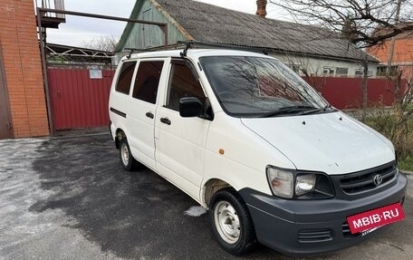 Toyota Town Ace III, 2002 год, 650 000 рублей, 2 фотография