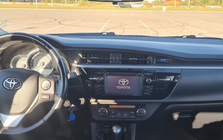 Toyota Corolla, 2015 год, 1 650 000 рублей, 14 фотография