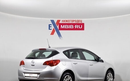 Opel Astra J, 2011 год, 649 000 рублей, 4 фотография