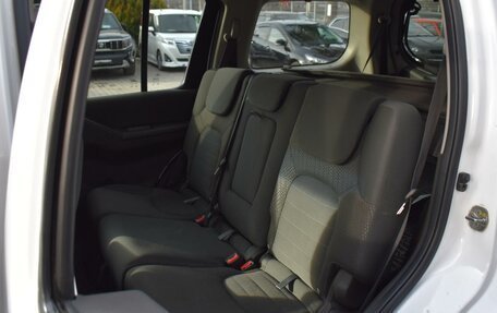 Nissan Pathfinder, 2014 год, 1 840 000 рублей, 10 фотография