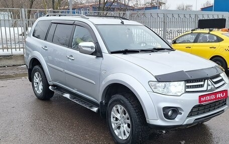 Mitsubishi Pajero Sport II рестайлинг, 2014 год, 2 460 000 рублей, 3 фотография