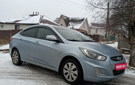 Hyundai Solaris II рестайлинг, 2012 год, 730 000 рублей, 6 фотография