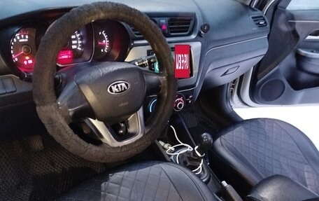 KIA Rio III рестайлинг, 2013 год, 650 000 рублей, 8 фотография