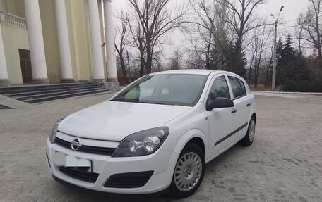 Opel Astra H, 2004 год, 680 000 рублей, 6 фотография