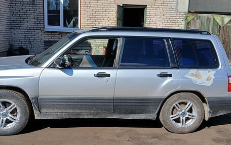 Subaru Forester, 2001 год, 375 000 рублей, 2 фотография