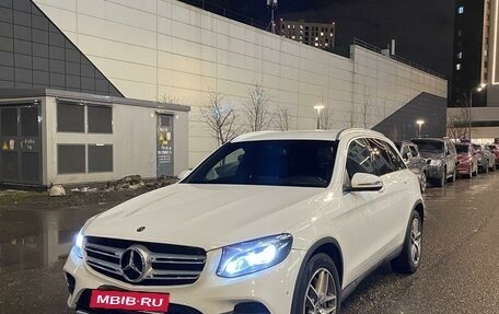 Mercedes-Benz GLC, 2018 год, 3 800 000 рублей, 14 фотография