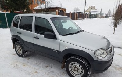 Chevrolet Niva I рестайлинг, 2017 год, 800 000 рублей, 1 фотография