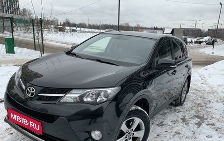 Toyota RAV4, 2014 год, 1 920 000 рублей, 10 фотография