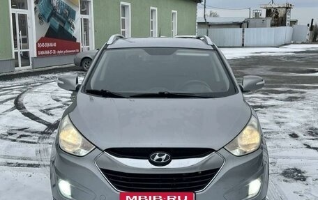 Hyundai Tucson III, 2010 год, 1 220 000 рублей, 4 фотография