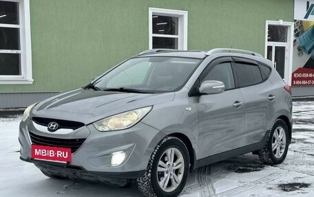 Hyundai Tucson III, 2010 год, 1 220 000 рублей, 5 фотография