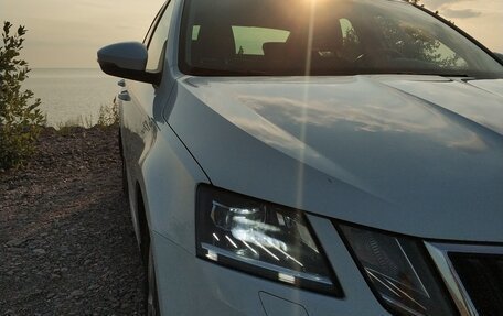 Skoda Octavia, 2018 год, 1 550 000 рублей, 2 фотография