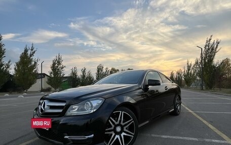 Mercedes-Benz C-Класс, 2013 год, 2 350 000 рублей, 2 фотография