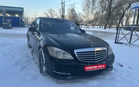 Mercedes-Benz S-Класс, 2011 год, 2 000 000 рублей, 1 фотография