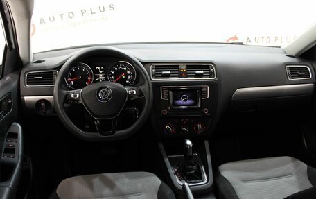 Volkswagen Jetta VI, 2017 год, 1 199 000 рублей, 9 фотография