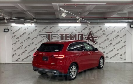 Mercedes-Benz B-Класс, 2019 год, 2 000 000 рублей, 15 фотография