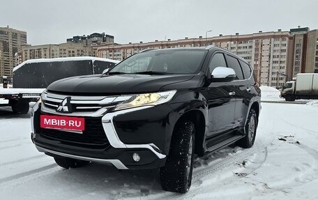 Mitsubishi Pajero Sport III рестайлинг, 2018 год, 2 690 000 рублей, 10 фотография