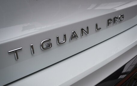 Volkswagen Tiguan, 2024 год, 5 999 000 рублей, 6 фотография