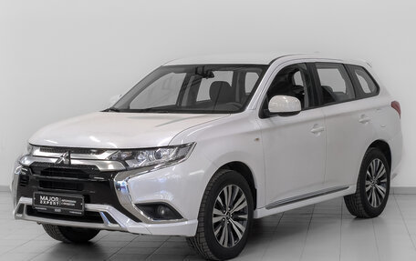 Mitsubishi Outlander III рестайлинг 3, 2022 год, 2 890 000 рублей, 1 фотография