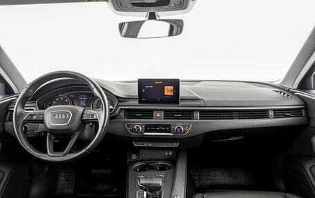 Audi A4, 2018 год, 2 475 000 рублей, 14 фотография