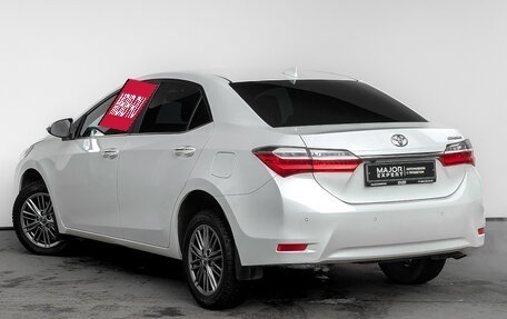 Toyota Corolla, 2018 год, 2 100 000 рублей, 7 фотография