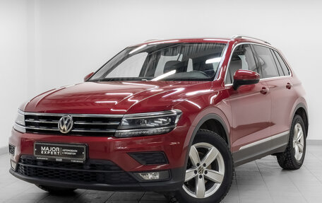 Volkswagen Tiguan II, 2018 год, 2 430 000 рублей, 1 фотография