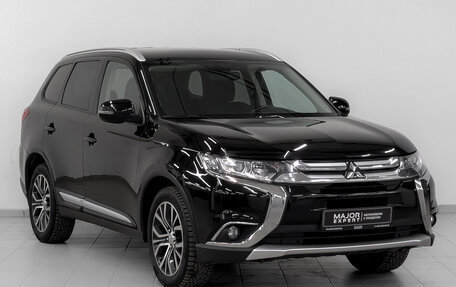 Mitsubishi Outlander III рестайлинг 3, 2018 год, 2 150 000 рублей, 3 фотография