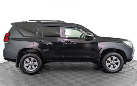 Toyota Land Cruiser Prado 150 рестайлинг 2, 2020 год, 5 650 000 рублей, 4 фотография