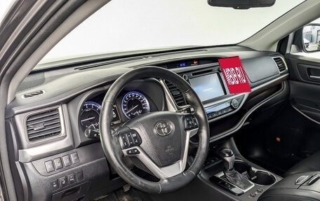 Toyota Highlander III, 2015 год, 3 390 000 рублей, 16 фотография