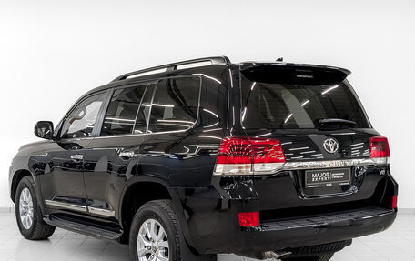 Toyota Land Cruiser 200, 2016 год, 7 995 000 рублей, 7 фотография