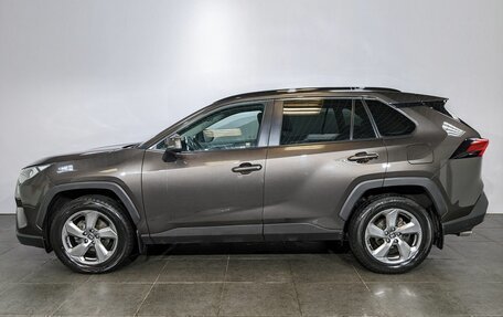 Toyota RAV4, 2021 год, 3 190 000 рублей, 8 фотография