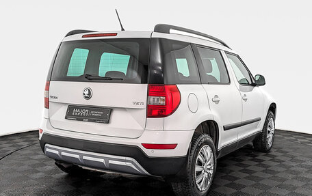 Skoda Yeti I рестайлинг, 2015 год, 1 625 000 рублей, 5 фотография