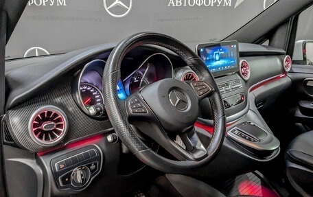 Mercedes-Benz V-Класс, 2020 год, 7 050 000 рублей, 17 фотография