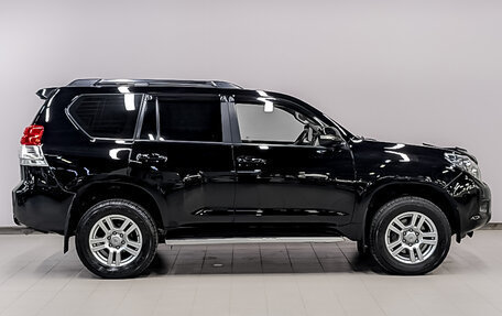 Toyota Land Cruiser Prado 150 рестайлинг 2, 2013 год, 3 710 000 рублей, 4 фотография