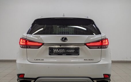 Lexus RX IV рестайлинг, 2021 год, 6 400 000 рублей, 3 фотография