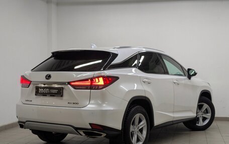 Lexus RX IV рестайлинг, 2021 год, 6 400 000 рублей, 2 фотография