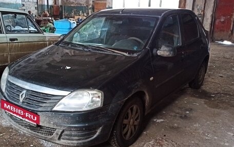 Renault Logan I, 2010 год, 380 000 рублей, 4 фотография