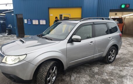 Subaru Forester, 2011 год, 1 550 000 рублей, 2 фотография