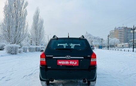 Hyundai Tucson III, 2005 год, 889 000 рублей, 7 фотография