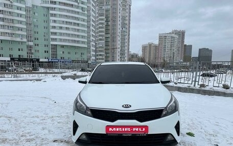 KIA Rio IV, 2020 год, 1 550 000 рублей, 1 фотография